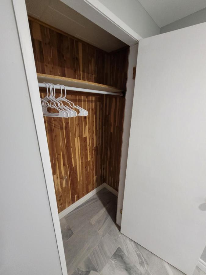 Guest House Basement - Master Bedrooms In Bayview Village Toronto Exterior foto